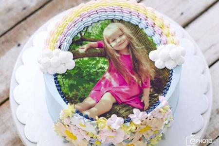 फोटो के साथ बच्चों के लिए इंद्रधनुष जन्मदिन का केक